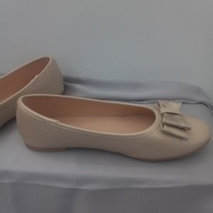 Sugar Brand Ivory shoes size 4 girls